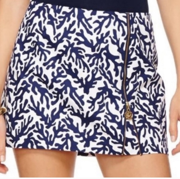 Lilly Pulitzer Dresses & Skirts - PRICE FIRM Lilly Pulitzer Size 0 Auden Blue and White Skort